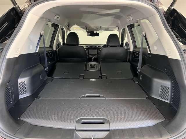 エクストレイル ２．０　２０Ｘｉ　Ｖセレクション　２列車　４ＷＤ　前後ドラレコ　ＥＴＣ　プロパイロット　電動リア　踏み間違い防止　盗難防止　全周囲モニター　オールモード４ＷＤ　ＬＥＤヘッドライト　ＬＤＰ　ｉストップ　レーダークルーズ　ＥＴＣ　１オナ　アルミ　メモリーナビ　スマートキー　ＡＢＳ　オートエアコン（17枚目）
