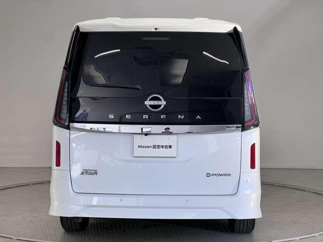 セレナ １．４　ｅ－ＰＯＷＥＲ　ハイウェイスターＶ　後席モニター　両側オートスライド　自動（被害軽減）ブレーキ　ＬＤＰ　追従クルーズ　ＬＥＤランプ　アルミホイール　ドライブレコーダ　ＥＴＣ　記録簿　盗難防止システム　スマートキー　１オナ　オートエアコン　サイドカーテンエアバック（5枚目）