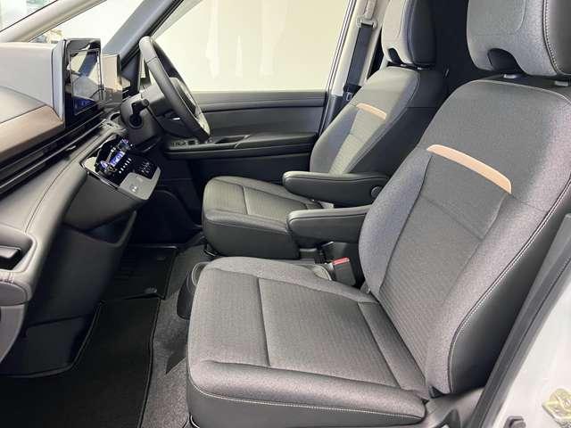 セレナ １．４　ｅ－ＰＯＷＥＲ　ハイウェイスターＶ　後席モニター　両側オートスライド　自動（被害軽減）ブレーキ　ＬＤＰ　追従クルーズ　ＬＥＤランプ　アルミホイール　ドライブレコーダ　ＥＴＣ　記録簿　盗難防止システム　スマートキー　１オナ　オートエアコン　サイドカーテンエアバック（16枚目）
