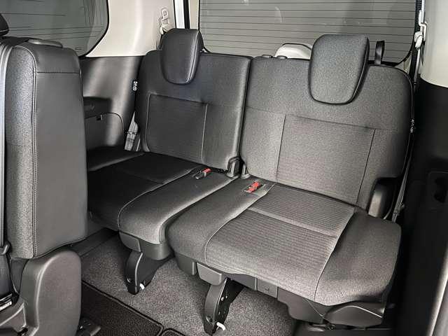 セレナ １．４　ｅ－ＰＯＷＥＲ　ハイウェイスターＶ　後席モニター　両側オートスライド　自動（被害軽減）ブレーキ　ＬＤＰ　追従クルーズ　ＬＥＤランプ　アルミホイール　ドライブレコーダ　ＥＴＣ　記録簿　盗難防止システム　スマートキー　１オナ　オートエアコン　サイドカーテンエアバック（20枚目）