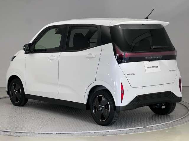 サクラ X ETC ディスプレイオーディオ バックカメラ 運転席エアバック AAC LEDヘッドランプ スマートキー レーンアシスト ETC 盗難防止システム キーレスエントリー ワンオーナー バックモニター パワーステアリング アルミホイール ABS(6枚目)