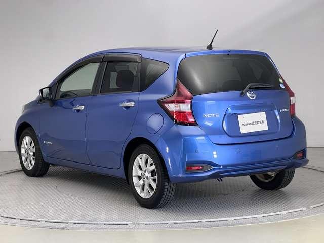 ノート 1.2 e-POWER X Vセレクション アラウンドモニター ドラレコ ETC LED アラウンドカメラ ワンオ-ナ-車 運転席助手席エアバック 寒冷地仕様 エアバッグ 衝突被害軽減装置 イモビライザー LEDヘッドライト パワーウインドウ レーンアシスト ETC アルミホイール ABS(6枚目)