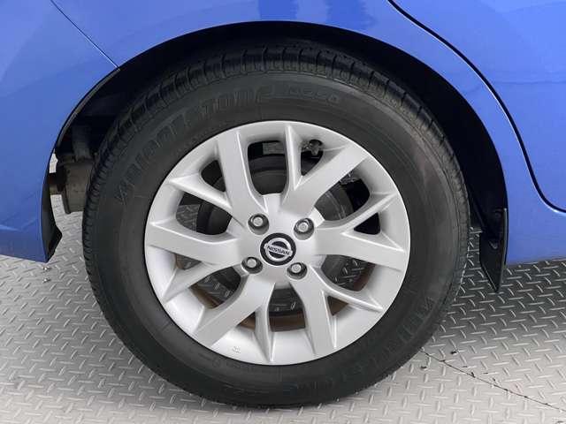 ノート 1.2 e-POWER X Vセレクション アラウンドモニター ドラレコ ETC LED アラウンドカメラ ワンオ-ナ-車 運転席助手席エアバック 寒冷地仕様 エアバッグ 衝突被害軽減装置 イモビライザー LEDヘッドライト パワーウインドウ レーンアシスト ETC アルミホイール ABS(13枚目)