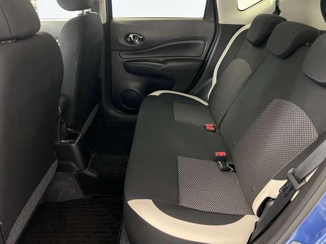 ノート 1.2 e-POWER X Vセレクション アラウンドモニター ドラレコ ETC LED アラウンドカメラ ワンオ-ナ-車 運転席助手席エアバック 寒冷地仕様 エアバッグ 衝突被害軽減装置 イモビライザー LEDヘッドライト パワーウインドウ レーンアシスト ETC アルミホイール ABS(17枚目)