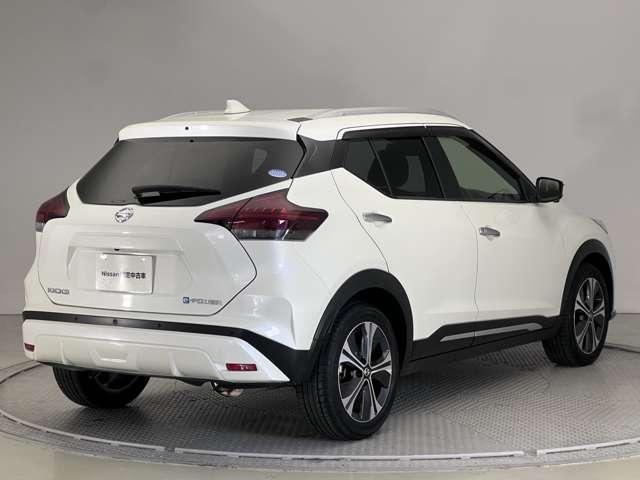 キックス 1.2 X (e-POWER) アラウンドモニター ドラレコ ETC LED ナビ&TV 追従クルコン スマートキー LEDヘッド レーンアシスト パワーステアリング 盗難防止システム ドライブレコーダー ETC 整備記録簿有 メモリーナビ サイドエアバッグ アルミ AAC(8枚目)