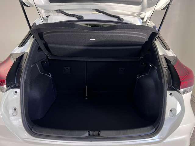 キックス 1.2 X (e-POWER) アラウンドモニター ドラレコ ETC LED ナビ&TV 追従クルコン スマートキー LEDヘッド レーンアシスト パワーステアリング 盗難防止システム ドライブレコーダー ETC 整備記録簿有 メモリーナビ サイドエアバッグ アルミ AAC(18枚目)