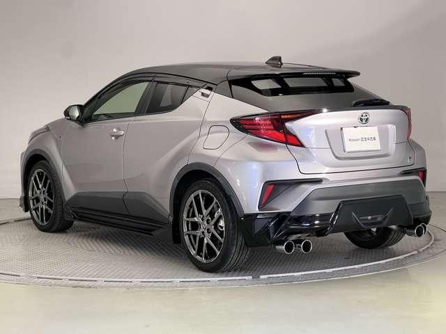 Ｃ－ＨＲ ハイブリッド　１．８　Ｓ　ＧＲ　スポーツ　全周囲カメラ　シートヒーター　クルーズコン　レーンキープ　バックガイドモニター　ＬＥＤヘッドライト　クルコン　スマートキー　オートエアコン　キーレス　エアバッグ　ＡＷ　ＡＢＳ　アイドリングストップ　Ｗエアバッグ　サイドエアバッグ　パワステ（6枚目）
