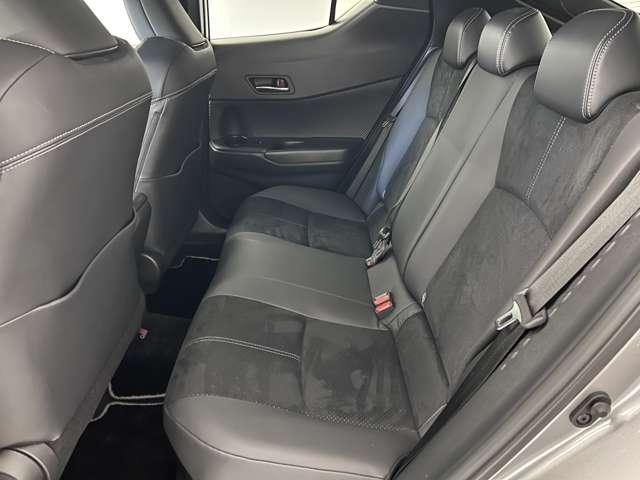 Ｃ－ＨＲ ハイブリッド　１．８　Ｓ　ＧＲ　スポーツ　全周囲カメラ　シートヒーター　クルーズコン　レーンキープ　バックガイドモニター　ＬＥＤヘッドライト　クルコン　スマートキー　オートエアコン　キーレス　エアバッグ　ＡＷ　ＡＢＳ　アイドリングストップ　Ｗエアバッグ　サイドエアバッグ　パワステ（18枚目）