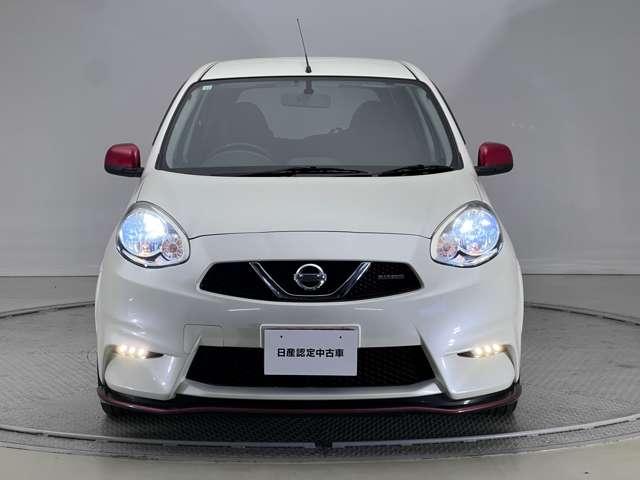 【ＬＥＤヘッドライト】見た目のかっこよさももちろんですが、濃霧や暗闇でも見やすくなります。