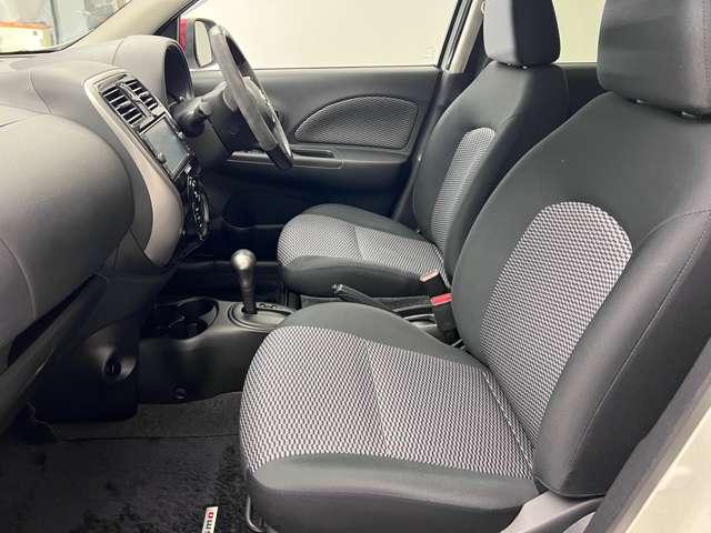 【車内ルームクリーニング済】専門スタッフにより車内はきれいにルームクリーニングを行っております。