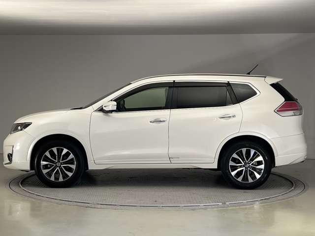 エクストレイル ２．０　モード・プレミア　エマージェンシーブレーキパッケージ　２列車　シートヒーター　ドラレコ　ＥＴＣ　ＬＥＤ　クルコン　ＬＥＤヘッド　オートエアコン　ＥＴＣ　ドラレコ　アラウンドビュー　インテリジェントキー　エマブレ　パワステ　ワンセグ　車線逸脱　Ａストップ（3枚目）