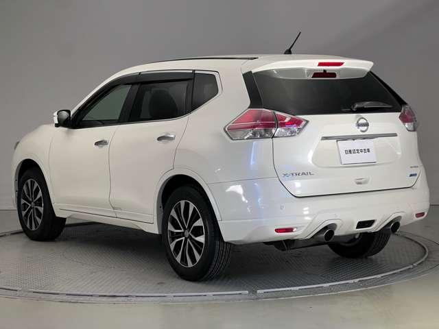 エクストレイル ２．０　モード・プレミア　エマージェンシーブレーキパッケージ　２列車　シートヒーター　ドラレコ　ＥＴＣ　ＬＥＤ　クルコン　ＬＥＤヘッド　オートエアコン　ＥＴＣ　ドラレコ　アラウンドビュー　インテリジェントキー　エマブレ　パワステ　ワンセグ　車線逸脱　Ａストップ（6枚目）