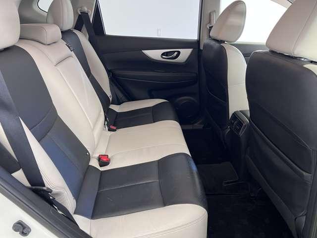 エクストレイル ２．０　モード・プレミア　エマージェンシーブレーキパッケージ　２列車　シートヒーター　ドラレコ　ＥＴＣ　ＬＥＤ　クルコン　ＬＥＤヘッド　オートエアコン　ＥＴＣ　ドラレコ　アラウンドビュー　インテリジェントキー　エマブレ　パワステ　ワンセグ　車線逸脱　Ａストップ（15枚目）