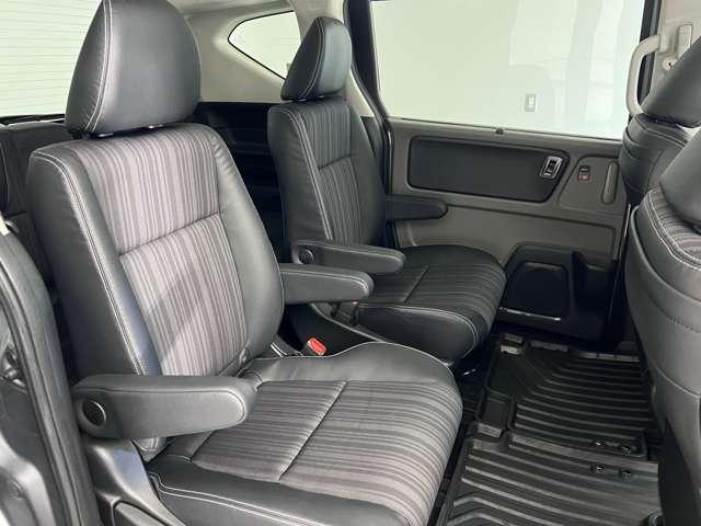 フリードハイブリッド １．５　ハイブリッド　ＥＸ　両側オートスライド　ドラレコ　ＥＴＣ　１オナ　車線逸脱警報装置　アルミホイール　整備記録簿　リヤカメラ　ＬＥＤライト　フルオートエアコン　ＡＢＳ　ドラレコ付　サイドエアバッグ　キーフリー　アイドリングストップ　ナビ＆ＴＶ　パワーウィンドウ（15枚目）