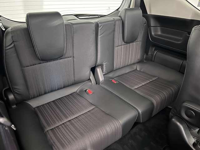 フリードハイブリッド １．５　ハイブリッド　ＥＸ　両側オートスライド　ドラレコ　ＥＴＣ　１オナ　車線逸脱警報装置　アルミホイール　整備記録簿　リヤカメラ　ＬＥＤライト　フルオートエアコン　ＡＢＳ　ドラレコ付　サイドエアバッグ　キーフリー　アイドリングストップ　ナビ＆ＴＶ　パワーウィンドウ（16枚目）