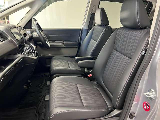 フリードハイブリッド １．５　ハイブリッド　ＥＸ　両側オートスライド　ドラレコ　ＥＴＣ　１オナ　車線逸脱警報装置　アルミホイール　整備記録簿　リヤカメラ　ＬＥＤライト　フルオートエアコン　ＡＢＳ　ドラレコ付　サイドエアバッグ　キーフリー　アイドリングストップ　ナビ＆ＴＶ　パワーウィンドウ（17枚目）