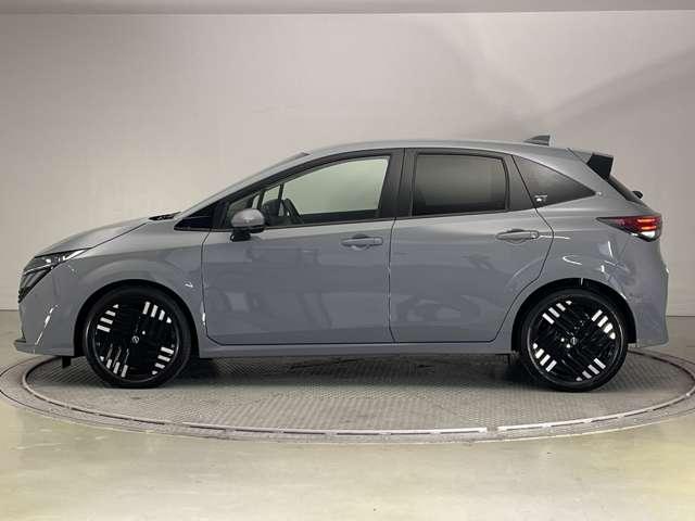 オーラ １．２　Ｇ　パワーシート　アラウンドモニター　ＥＴＣ　自動（被害軽減）ブレーキ　ＬＥＤ　ＬＫＡ　ＥＴＣ　ドライブレコーダー　カーテンエアバッグ　イモビライザー　アルミホイール　禁煙　インテリジェントキー　パワーウィンドウ　ワンオーナー　フルオートエアコン（3枚目）