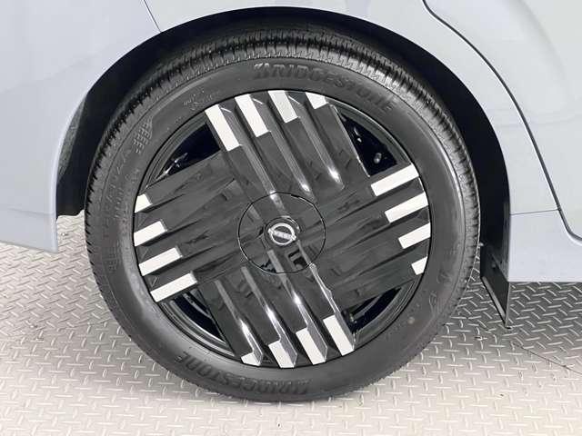 オーラ １．２　Ｇ　パワーシート　アラウンドモニター　ＥＴＣ　自動（被害軽減）ブレーキ　ＬＥＤ　ＬＫＡ　ＥＴＣ　ドライブレコーダー　カーテンエアバッグ　イモビライザー　アルミホイール　禁煙　インテリジェントキー　パワーウィンドウ　ワンオーナー　フルオートエアコン（13枚目）