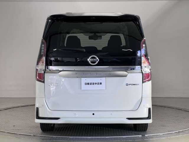 セレナ 1.2 e-POWER ハイウェイスター V 両側オートスライド ドラレコ ETC LED 360°カメラ エマジェンシーブレーキ 1オナ スマキー LED レーンアシスト 点検記録簿付 ETC ドラレコ Aストップ イモビ フルオートエアコン アルミホイール エアバック メモリーナビ(7枚目)