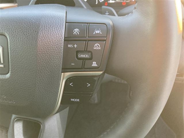 クラウンクロスオーバー ＲＳアドバンスド　展示・試乗車　ワンオーナー　記録簿　衝突被害軽減システム　アイドリングストップ　横滑り防止機能　メモリーナビ　フルセグ　ミュージックプレイヤー接続可　バックカメラ　革シート　スマートキー　キーレス（17枚目）