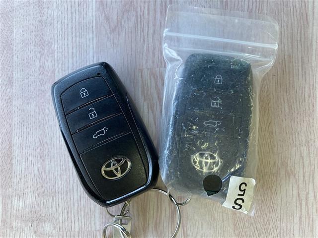 ハリアー Z ワンオーナー 記録簿 衝突被害軽減システム 横滑り防止機能 メモリーナビ ミュージックプレイヤー接続可 バックカメラ ドラレコ スマートキー キーレス ETC LEDヘッドランプ アルミホイール(23枚目)