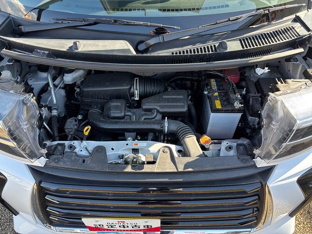 タント カスタムＸ　インパネシフト　プッシュスタートスイッチ　電子カードキー　電動パーキングブレーキ　衝突被害軽減システム　アルミホイール　ＡＢＳ（17枚目）