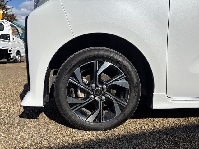 タント カスタムＸ　インパネシフト　プッシュスタートスイッチ　電子カードキー　電動パーキングブレーキ　衝突被害軽減システム　アルミホイール　ＡＢＳ（19枚目）