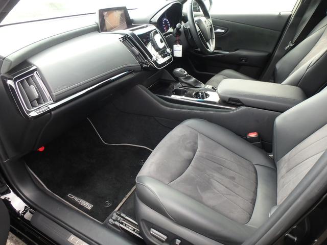 クラウンハイブリッド Ｓ　エレガンススタイル　前後ドライブレコーダー　ＥＴＣ　ナビ　バックカメラ　ＬＥＤヘッドライト　ブレーキサポート　レーンサポート　ソナー　クルーズコントロール　ハンドルシフト　Ｒシートヒーター　オートマチックハイビーム（24枚目）