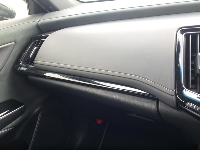 クラウンハイブリッド Ｓ　エレガンススタイル　前後ドライブレコーダー　ＥＴＣ　ナビ　バックカメラ　ＬＥＤヘッドライト　ブレーキサポート　レーンサポート　ソナー　クルーズコントロール　ハンドルシフト　Ｒシートヒーター　オートマチックハイビーム（40枚目）