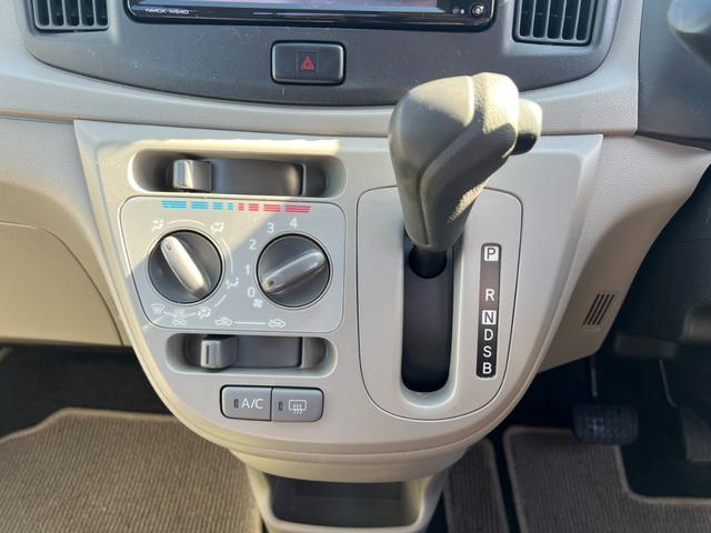 ミライース Ｄ　ナビ　ＴＶ　アイドリングストップ　ＣＶＴ　ＡＢＳ　ＣＤ　ＵＳＢ　衝突安全ボディ　エアコン（5枚目）