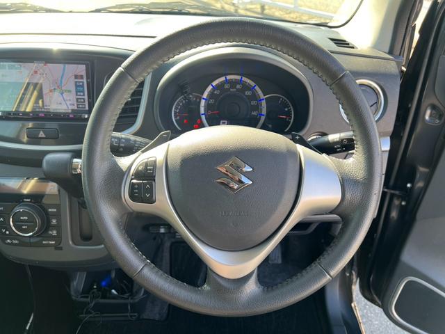 ワゴンＲスティングレー Ｔ　ＥＴＣ　ナビ　オートライト　ＨＩＤ　スマートキー　アイドリングストップ　シートヒーター　ベンチシート　ＣＶＴ　盗難防止システム　ＡＢＳ　アルミホイール　衝突安全ボディ　エアコン　パワーステアリング（2枚目）