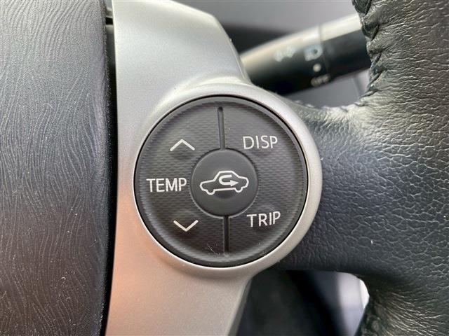 プリウス Ｓ　ナビ　バックカメラ　ＥＴＣ　ステアリングスイッチ　オートエアコン　オートライト　フロアマット　バイザー　フォグライト　電動格納式ミラー　パワーウィンドウ（28枚目）