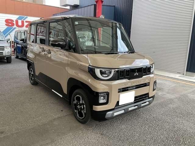 デリカミニ G プレミアム 両側パワースライドドア・衝突軽減ブレーキ・プッシュスタート・アダプティブクルーズコントロール・全方位モニター付き(3枚目)