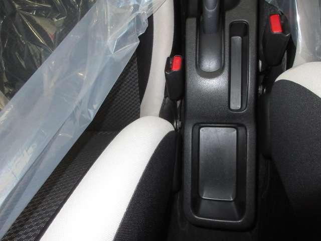 ノート １．２　ｅ－ＰＯＷＥＲ　Ｘ　ＥＴＣ付き　３６０°カメラ　運転席助手席エアバック　レーンキープ　ＡＵＴＯエアコン　１オーナー　ナビＴＶ　ＡＷ　運転席エアバッグ　キーレスエントリー　ＬＥＤヘッド　ＥＴＣ車載器　パワーウィンドウ　メモリーナビ（15枚目）