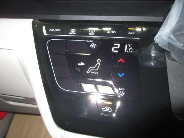 ルークス 660 X アラモニ 前後衝突軽減ブレーキ ワンオーナー車 禁煙 車線逸脱防止 ETC 定期点検記録簿 キーフリー ドライブレコーダー i-stop フルオートエアコン パワーウインドウ Wエアバック エアバック(10枚目)