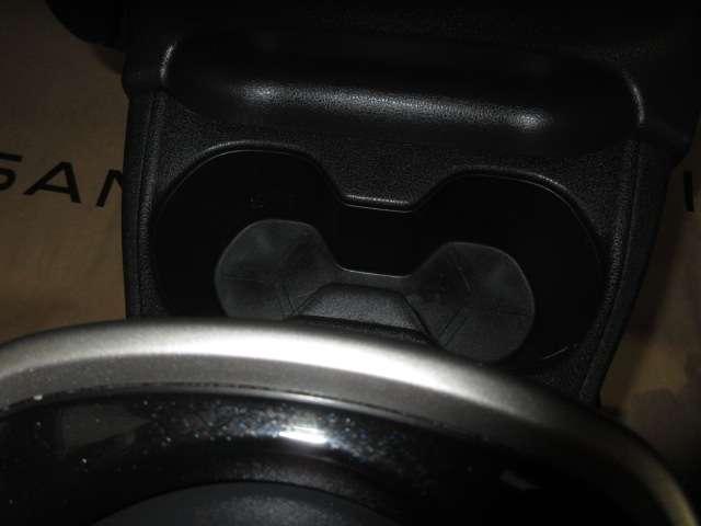 ノート 1.2 e-POWER AUTECH 衝突軽減 1オーナー レーンアシスト ドラレコ パワーステアリング 記録簿 LEDヘッドライト エアバッグ スマートキー ETC ナビTV デュアルエアバッグ アルミ ABS オートエアコン ワンセグ(19枚目)