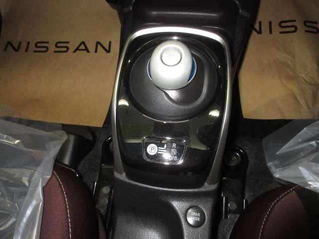 ノート 1.2 e-POWER X 1年間ワイド保証付き 360°カメラ 運転席助手席エアバック AUTOエアコン 1オーナー ナビTV AW 運転席エアバッグ キーレスエントリー ETC車載器 パワーウィンドウ パワステ メモリーナビ サイドエアバッグ(20枚目)