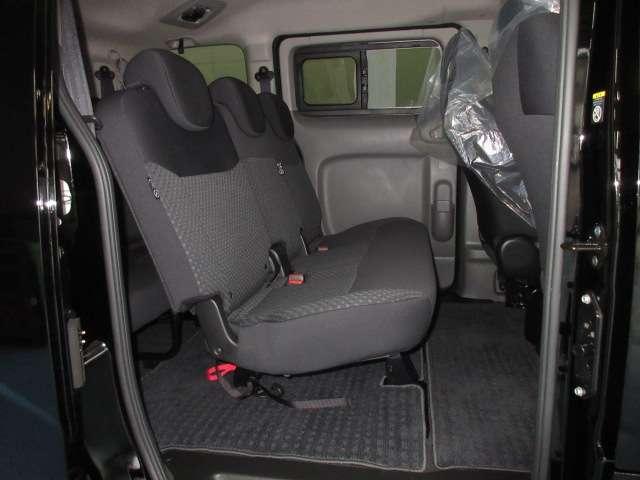 NV200バネットワゴン 1.6 16X-3R 新車保証継承 パワステ パワーウインドウ ワンセグ AC アイドリングストップ バックカメラ エアバッグ Wエアバック ETC ABS メモリーナビ キーフリー(6枚目)