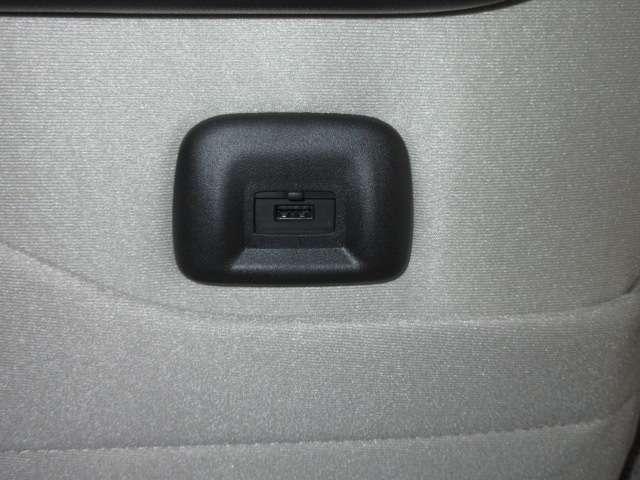 ルークス ６６０　Ｘ　アラモニ　前後衝突軽減ブレーキ　車線逸脱防止　ＥＴＣ　キーフリー　ｉ－ｓｔｏｐ　フルオートエアコン　パワーウインドウ　バックカメラ　盗難防止　カーテンエアバッグ　Ｗエアバック　エアバック　ＡＢＳ（19枚目）