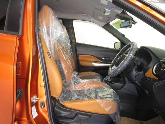 キックス １．２　Ｘ　ツートーン　インテリアエディション　（ｅ－ＰＯＷＥＲ）　ナビ／ＴＶ　エマージェンシーＢ　ワンオーナ　スマートキー　キーレス　アダプティブクルコン　車線逸脱警報装置（5枚目）