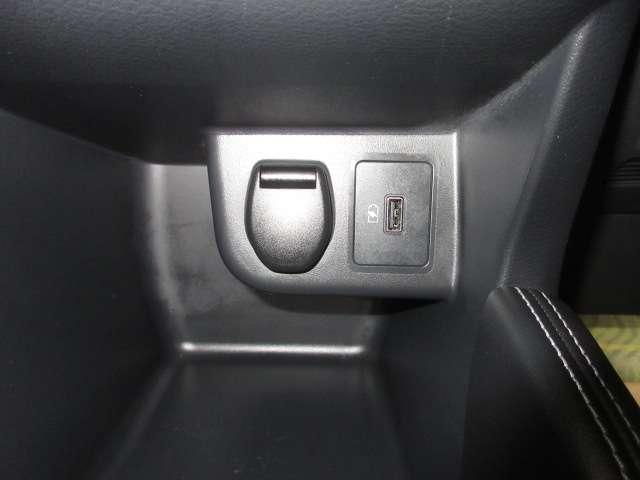 キックス １．２　Ｘ　ツートーン　インテリアエディション　（ｅ－ＰＯＷＥＲ）　ナビ／ＴＶ　エマージェンシーＢ　ワンオーナ　スマートキー　キーレス　アダプティブクルコン　車線逸脱警報装置（20枚目）