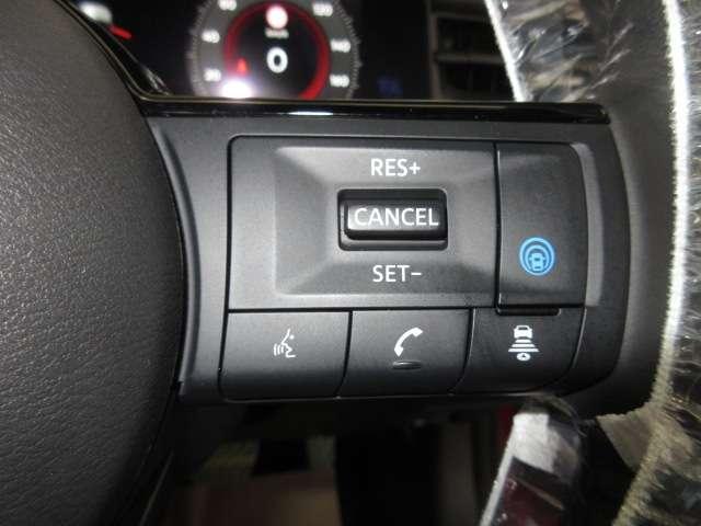 オーラ 1.2 G レザーエディション ナビ/TV 追突防止 レーダークルーズ 車線逸脱警報装置 LED 盗難防止 バックモニター ETC インテリジェントキー メモリーナビゲーション AW キーレスエントリー オートエアコン 展示試乗車UP ABS(17枚目)