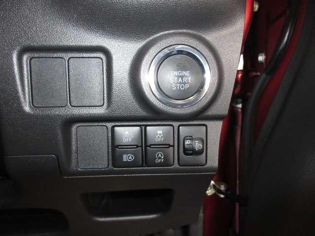 ピクシスジョイ Ｆ　６６０　Ｇ　ＳＡＩＩＩ　ＣＤチューナー　レーンキープアシスト　誤発進抑制機能　盗難防止装置　スマートキー　キーフリー　アルミホイール　ＡＢＳ　オートエアコン　アイドリングストップ搭載（16枚目）