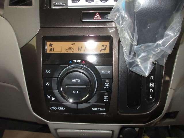 ルークス 660 X アイドリングストップ スマートキープッシュスタート イモビライザー 助手席エアバッグ 運転席エアバッグ パワーウィンドウ アイドリングストップ車 フルオートエアコン 片側電動両側スライドドア パワーステアリング キーレス(12枚目)