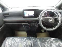 【ルームクリーニング】車内はシートをはじめ見えにくい箇所までキレイに仕上げております。お客様に喜んでいただくよう隅々までクリーニングしておりますので、きっと気に入っていただけるものと思います。 4