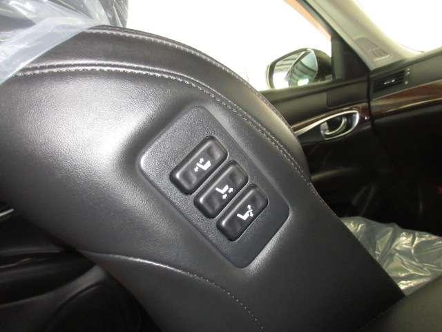 フーガハイブリッド 3.5 スマートキーPスタート プリクラッシュ メモリーナビ ワンセグTV パワーステアリング ABS エアバッグ ETC キーレス エアコン PW ナビ&TV アラウンドカメラ(11枚目)