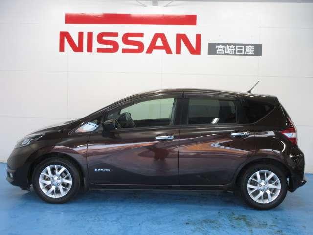 ノート 1.2 e-POWER メダリスト TVナビ インテリキー ワンオーナー キーフリー オートエアコン パワーウインドウ メモリーナビ ABS 運転席エアバッグ Wエアバッグ パワーステアリング ワンセグテレビ(6枚目)