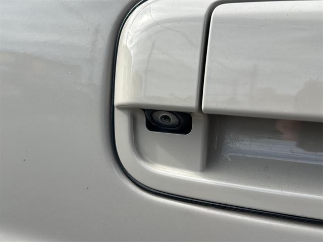 アルトラパン Ｘ　車検２年＆整備付　全周囲カメラ　Ｂｌｕｅｔｏｏｔｈ　ナビ　ＴＶ　衝突軽減ブレーキ　オートライト　ＨＩＤ　スマートキー　ＥＴＣ　アイドリングストップ　電動格納ミラー　シートヒーター　盗難防止　ＡＢＳ（18枚目）