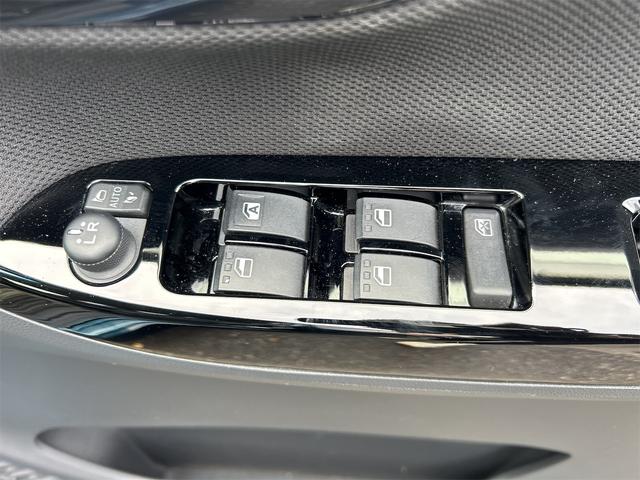 ムーヴ カスタム RS ハイパーリミテッドSAIII 車検2年&整備付 純正8インチナビ 全周囲カメラ Bluetooth 純正ドラレコ フルセグTV DVD 踏み間違い防止機能付き衝突軽減ブレーキ LEDオートハイビームシステム ETC 電動格納ミラー(27枚目)