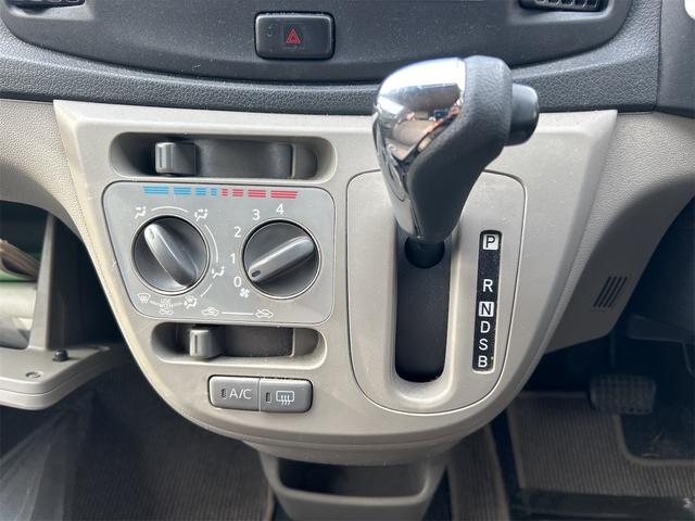 ���i�����ގ��ɕK�����삷�郌�o�[�ł��B����̂��₷�����̂ɂȂ��Ă��܂��B���Ј�x�̊����Ă��������B